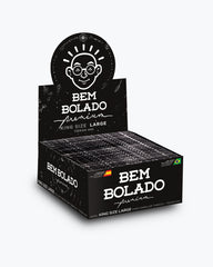 Display preto Bem Bolado Premium King Size Large visto de frente.