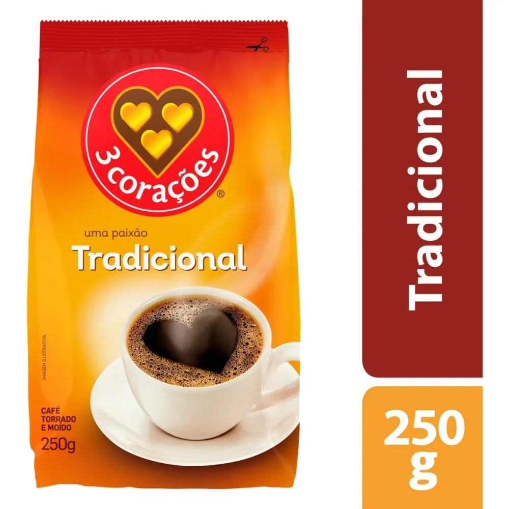 Pacote de café 3 Corações Tradicional, 250 g, com imagem de uma xícara de café na embalagem.