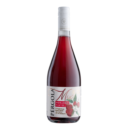 Garrafa de cooler Pergola Mix Morango Tinto, com vinho tinto e suco de morango, 750 ml.