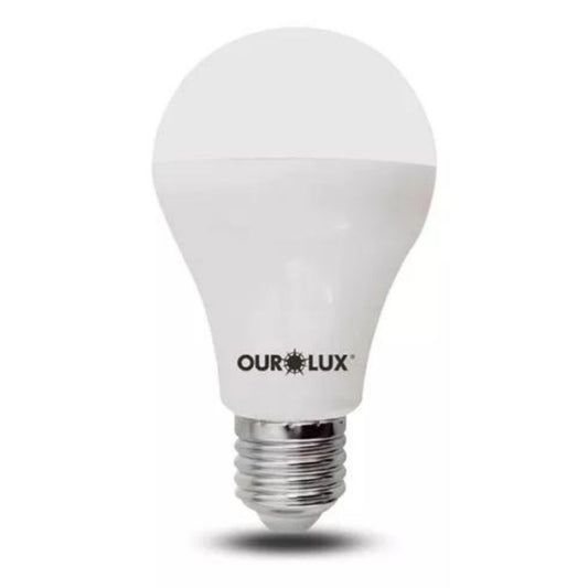Lâmpada LED branca Ourolux com bulbo fosco e base metálica rosqueável.