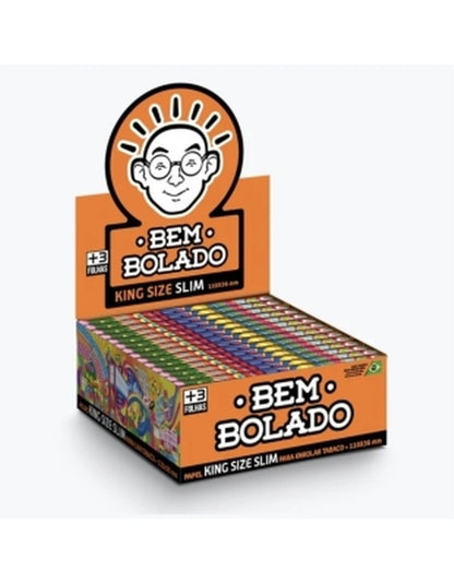 Display de livretos Bem Bolado King Size Slim em embalagem laranja.