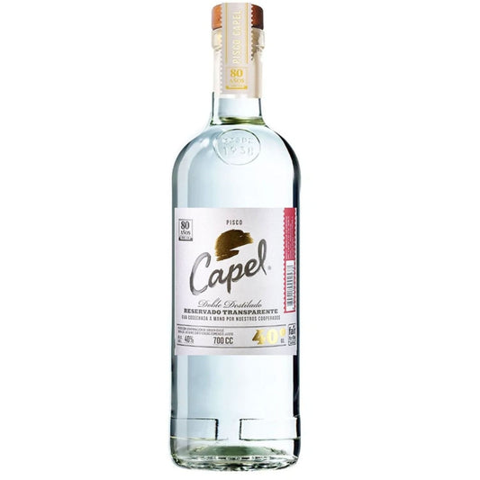 Garrafa transparente de Pisco Capel Reservado 700 ml, vista de frente.