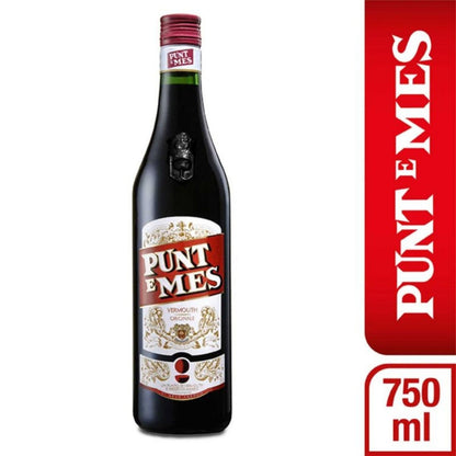 Garrafa de vermute Punt e Mes com destaque para o volume de 750 ml