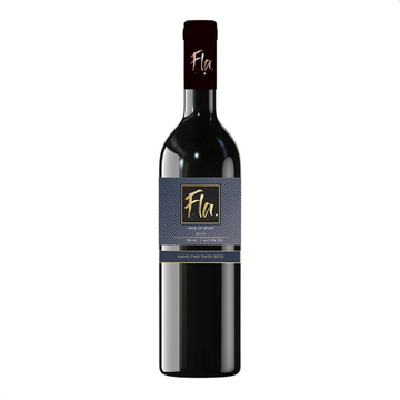 Garrafa de vinho tinto Fla com rótulo azul-escuro e dourado.