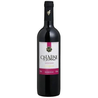Garrafa escura do vinho tinto suave Chalise, com rótulo branco e magenta.