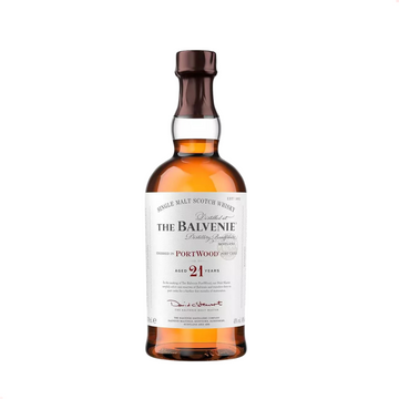 Garrafa de Whisky The Balvenie PortWood 21 Anos, com líquido âmbar e rótulo branco.